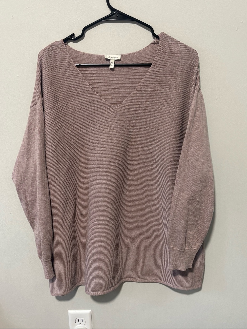 Ella Moss Oversized V-Neck Ribbed Sweater - Mauve